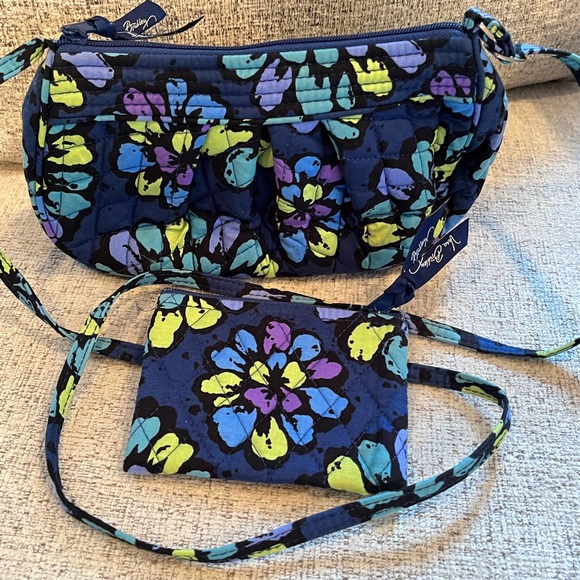 Vera Bradley Handbags - 🌸🌼 3x HP🌸🌼 Vera Bradley Indigo Pop Pocketbook and Change Purse